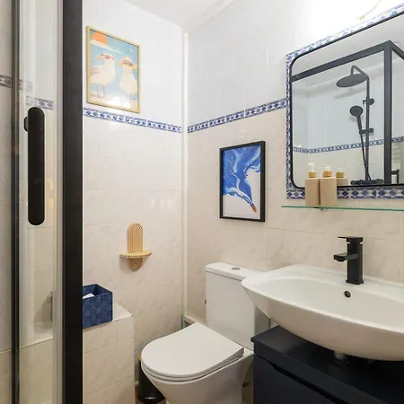 Proche De La Gare Apartman